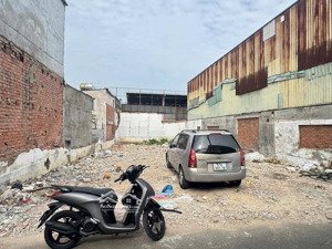 bán gấp đất mặt tiền nhánh hương lộ 2. ngay ngã 4 mã lò. giá 5.25 tỷ/68m2