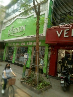 cho thuê mặt phố phạm văn đồng làm cửa hàng, vp 120m2, tầng 1 15 tr, nếu tầng 2, 3 thì 10 tr/th