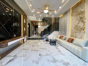 nhà 3 tầng mới keng, nội thất xịn xò, mặt tiền đường 5,5m, lề 3m phù đổng, hòa xuân, đà nẵng