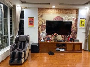 bán nhanh - nhà hiếm gara ô tô mặt tiền 6.6m ngõ thông trung tâm thái hà