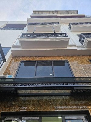 giáp nhị- mới koong- 50m-6 tầng thang máy- nhỉnh 15 tỷ- ô tô đổ cửa- gần ô tô tránh