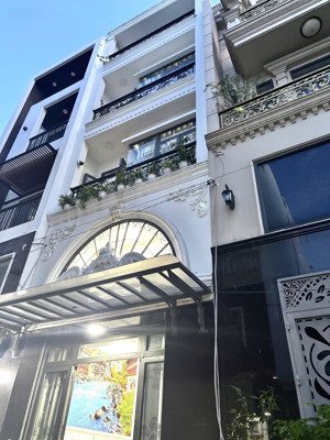 tương lai ra mtkd 30m - 4m3 x 15m - 5 tầng btct - hẻm oto 7m ngay phan anh