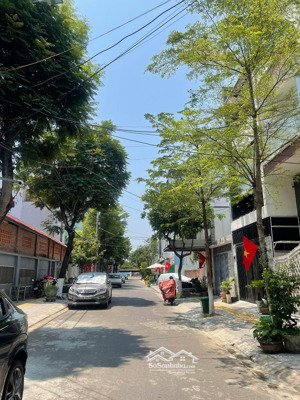bán lô đất mặt tiền chế lan viên - ngũ hành sơn - đà nẵng lh: 
