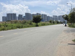 bán nhanh mt đường nguyễn xiển, diện tích 660m2, giá 42 tỷ