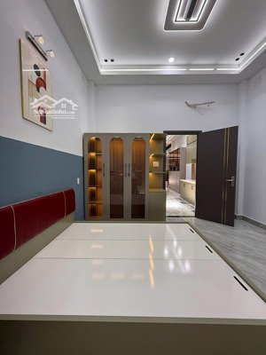 bán nhà mới 72m2 chỉ hơn 6 tỷ. chỉ hơn 80tr/m có nhà có đất odt, phong cách địa trung hải