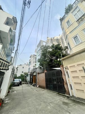 lô vip đường liên phường hơn 5tỷ xây tự do quận 9