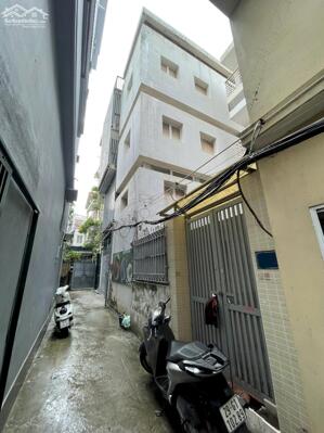 Chính chủ bán nhà tại phố Âu Cơ lẻ - thông ra Thung Lũng Hoa.