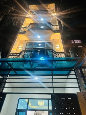 siêu phẩm đống đa - kinh doanh - oto đỗ cửa - lô góc - ngõ rộng thông thoáng - nhà đẹp ở luôn