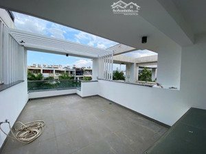 quận 3, cách mạng tháng 8, 56m2, nhà 4 tầng, giá 7.2 tỷ.