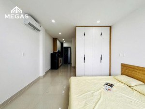 khai trương nhà mới xây ngay chợ cầu