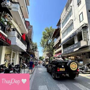 MẶT PHỐ HÀNG MẮM - NGAY NGÃ TƯ - HOÀN KIẾM - 139m² - 4 tầng - mặt tiền 8.5m