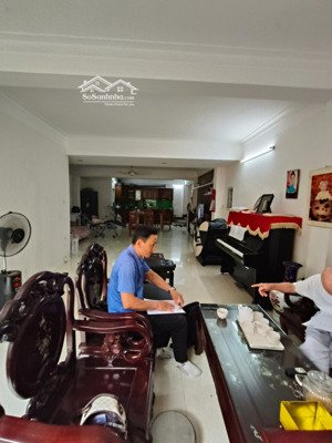 bán nhà hoàng đạo thành. khu phân lô, 100m2 - chỉ 29.9tỷ