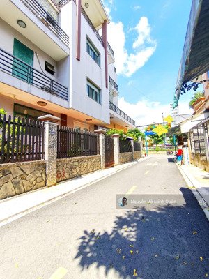 lô đất mặt tiền đường nhựa bàn cờ tân thới nhất q12.cách 50m ra trường chinh.dt 4mx22m.chỉ 5.95 tỷ