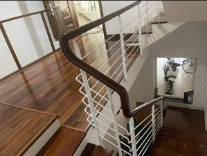 bán nhà riêng tại trung sơn, 20,4 tỷ, 100m2, 5pn, 6wc, 3 tầng, tây nam