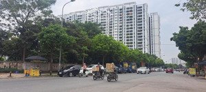 ( duy nhất ) phân lô, long biên ,lô góc 2 mặt - oto tránh ,dt: 96m2 - mt: 6m - g.i.á nào cũng bán