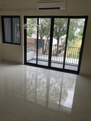 chính chủ cho thuê phòng mới 100% y hình giá rẻ