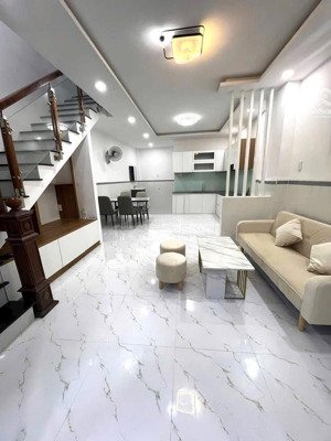 cực hiếm - chỉ 1 phút ra đầm sen - bao công chứng - giá 3,39 tỷ - dt 42,4m2 - khuông việt - tân phú