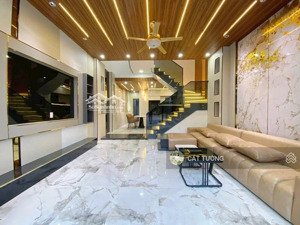 vị trí hiếm,yên lãng , lô góc, đẳng cấp mới đẹp ở luôn 48m2*5t