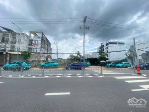 bán đất 15x30 mặt tiền sinco mới tân tạo thông hồ ngọc lãm. đang cho thuê trạm sạc điện. giá 33ty