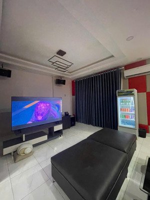 chỉ 38 tỷ. nhà mặt tiền. kế xuân thủy, cụm nguyễn bá huân. dt(7.5x25m). 4 tầng + hồ bơi.