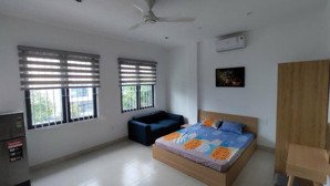 bán toà căn hộ 4.5 tầng hồ trung lượng, hòa xuân, có thang máy dòng tiền 30tr/tháng 10 tỷ có tl