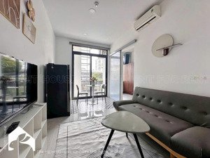 căn hộ 1pn full nội thất cửa sổ ban công thoáng mát ở bình thạnh giáp phú nhuận, q3- 