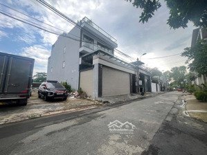 chính chủ bán lô đất đẹp p hiệp bình chánh giá 15.5 tỷ bớt lộc lh 