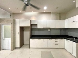 quận phú nhuận chỉ 2.65 tỷ hiếm có nhà giá tốt ngay trung tâm huỳnh văn bánh