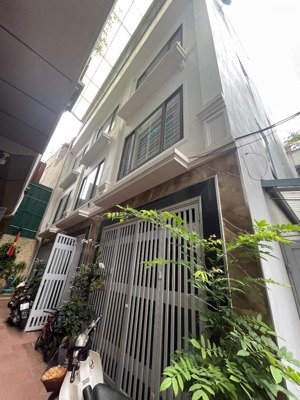 #giảm sốc nhà định công thượng -siêu thoáng sáng -sân rộng dãi -15m ô tô tránh -ngõ rộng -thông