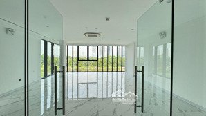 độc đắc. tòa nhà hồ tùng mậu. toà nhà 6 tầng. ô tô tránh. kinh doanh. dòng tiền 200tr tháng. 36 tỷ