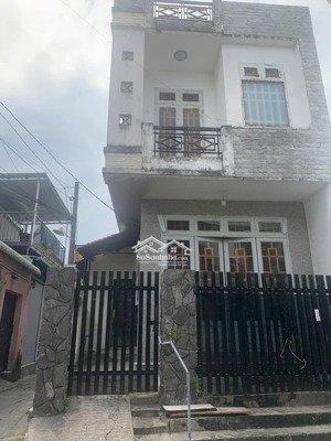 nhà trệt lầu 64m đường võ văn ngân gần nhà thờ thủ đức, sổ hồng 4,2 tỷ