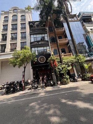 58 tỷ-mặt phố thi sách, 108m2, 4 tầng, đường 2 chiều,ô tô dừng đỗ, vỉa hè rộng, kinh doanh đẳng cấp