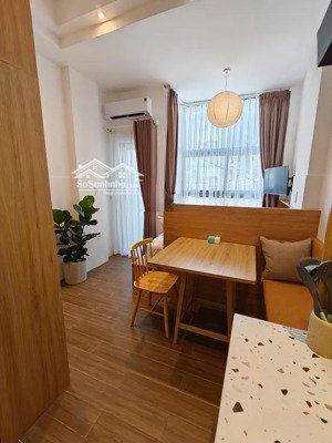 bán nr tại phố hai bà trưng, 18,5 tỷ, 56m2, giá tốt