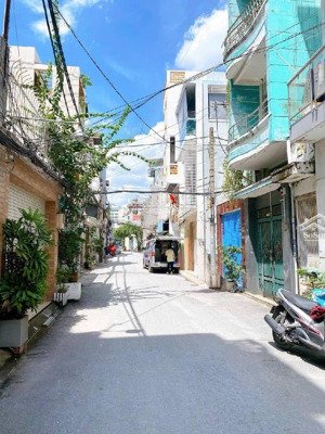 nhà đẹp p11, tân bình gần khu vip bàu cát-đồng đen-hẻm xe hơi-80m2-4tầng-(5,3x15m)--nhỉnh 9tỷ.