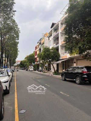 bán nhà đẹp 4 tầng mặt tiền hoa phượng, phú nhuận, tp.hcm giá chỉ 27 tỷ