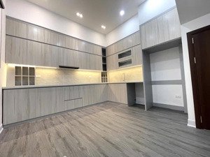 lô góc - 10m ra mặt đường - nút giao ba đình - tây hồ cầu giấy mặt tiền khủng 6m 53m2 6 ngủ 12tỷ