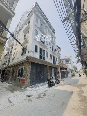 phú diễn phân lô ô tô vào nhà,tm, 55m, mt 4.6m hơn 15 tỷ vị trí vàng trun