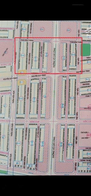 cần bán đường tân trà giá 7,5 tỷ dt 100m hướng bắc, sát trường sa, bãi tắm tân trà sạch đẹp