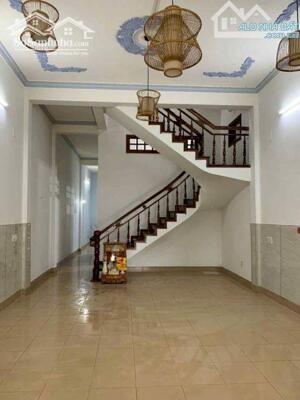 Nhà kiên cố đầu đường Ama Khê ngay Nguyễn Tất Thành kinh doanh đa nghành nghề