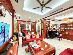 siêu phẩm thanh xuân, dt 108m2 thang máy, mt 7m, ô tô đỗ cửa. giá: 37 tỷ