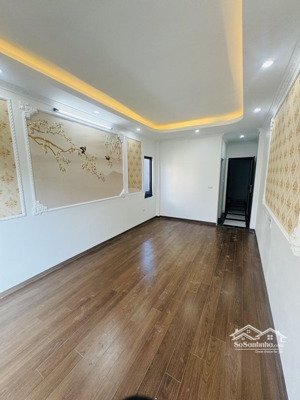bán gấp nhà riêng 6 tầng thang máy hiện đại, diện tích 36m2, tại phú diễn