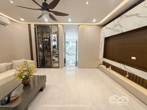 hoa hậu giải phóng - 73m - 22.5 tỷ - thang máy - lô góc 3 thoáng - full nội thất - ngõ thông ô tô