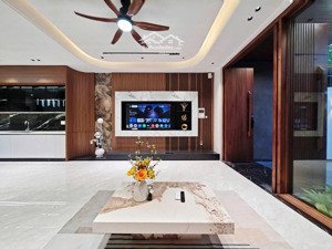 nhà mới 100% lỗ giáng 6, 100m2 chính bắc, đường 5m5 ngay văn tiến dũng hoà xuân