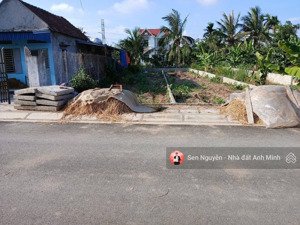 - mặt đường thôn tân phong - nơi nóng nhất lúc này