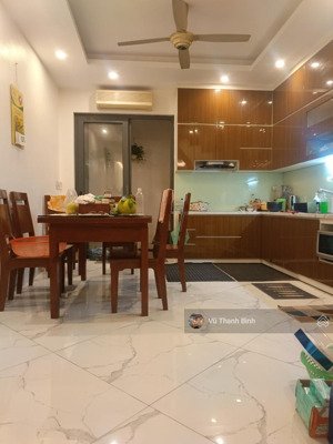 cần bán nhà 5 tầng trung tâm phú thượng, tây hồ ở ngay cách ô tô 15m tiềm năng tăng giá cao