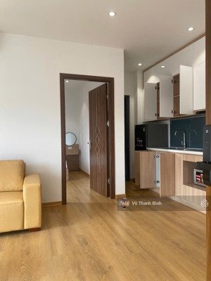 bán toà căn hộ dịch vụ cao cấp trích sài_view hồ tây_lô góc 2 mặt_dòng tiền ổn định 135 triệu