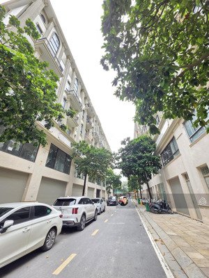 bán nhà him lam vạn phúc - hà đông, ô tô tránh, vỉa hè, kinh doanh, 2 mặt tiền trước sau.