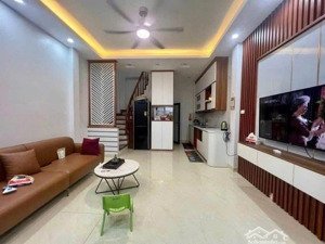 bán nhà trung kính siêu hiếm - nhà 5 tầng full nội thất, ngõ thông, 3 bước ra phố giá hơn 8 tỷ