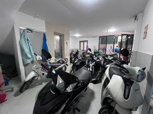 bán nhà chdv mễ trì thượng nam từ liêm dt 59/62m x 8t x mt 6,8m giá 16,5 tỷ có thương lượng