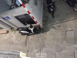 phân khúc hiếm - chủ cần tiền bán nhanh - giá chốt siêu linh động - nhà 3 tầng sài đồng - long biên